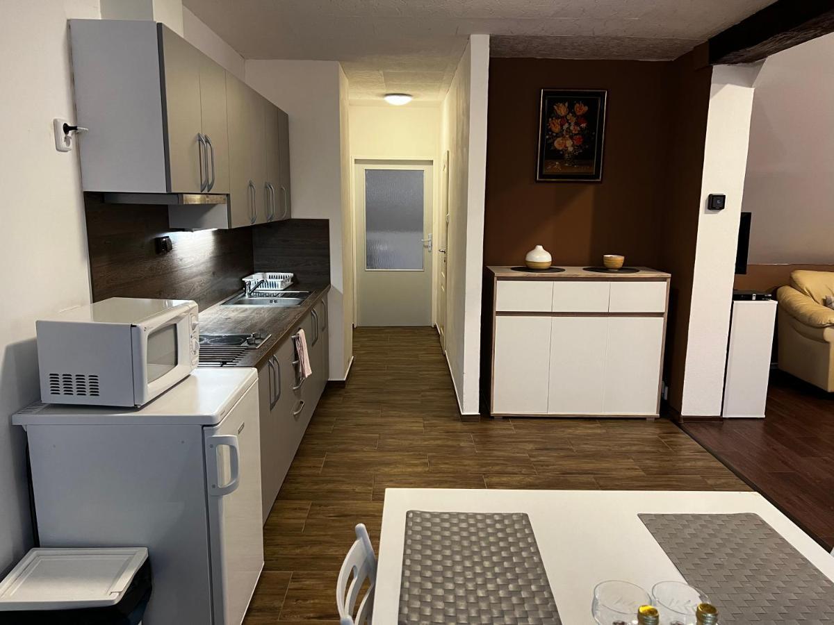 Frank Apartment